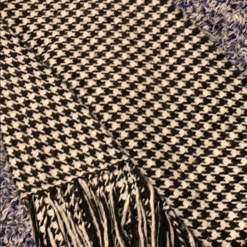 Plaid scarf